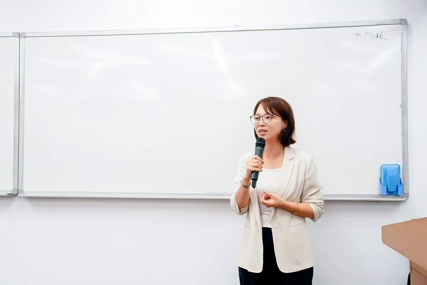 39评委点评.jpg